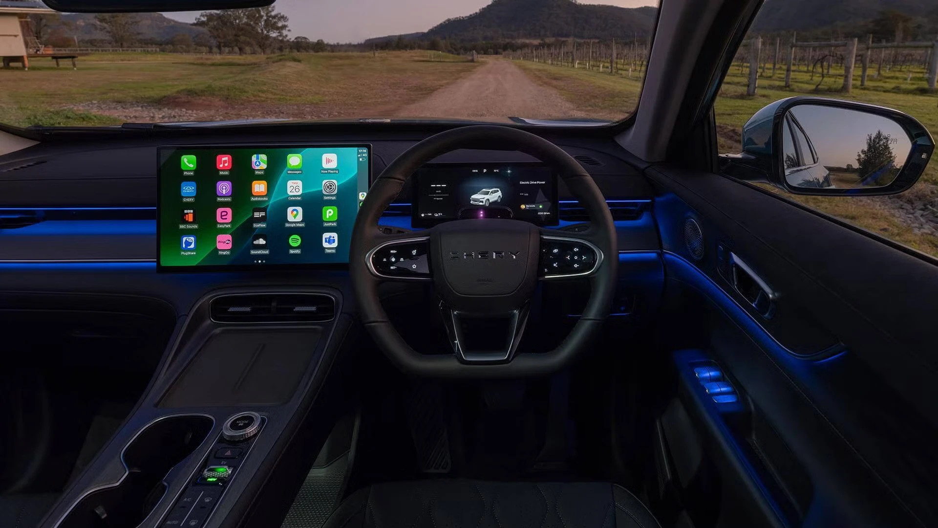 Chery Tiggo 8 PHEV dashboard and interior